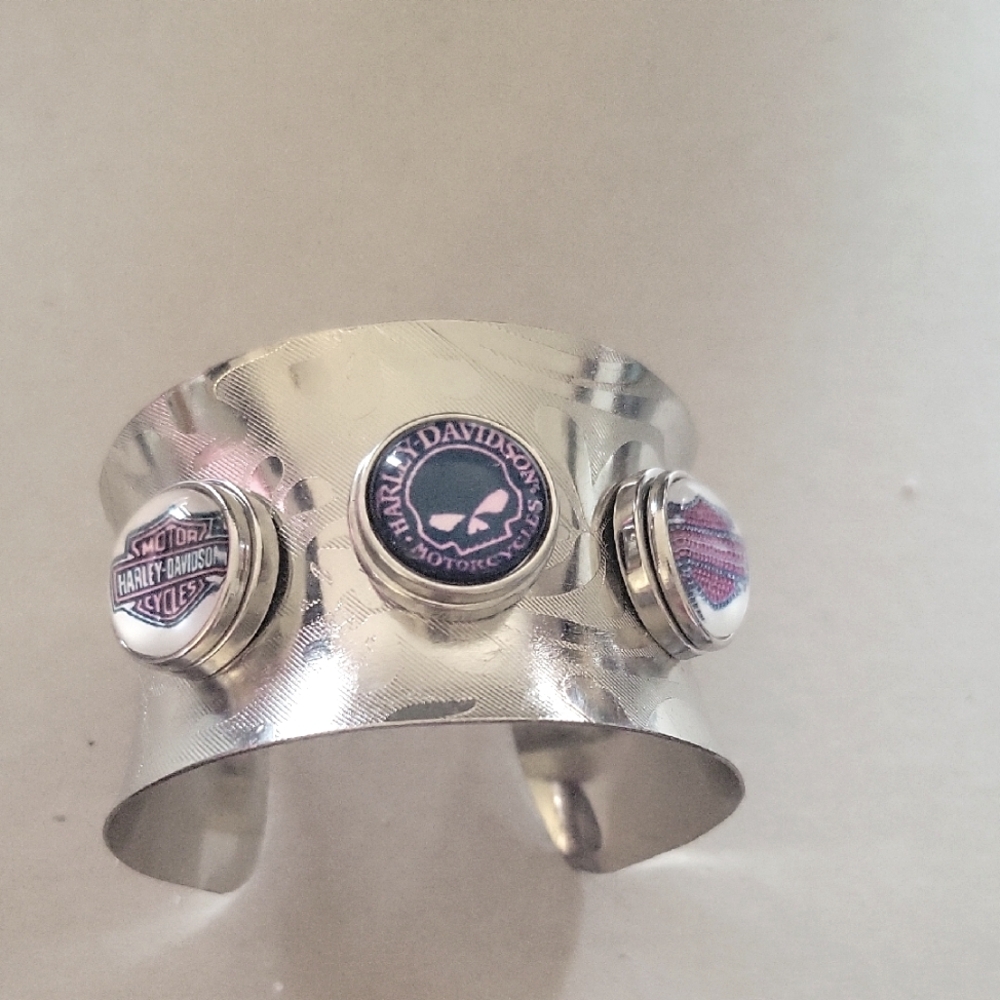 #F Harley-Davidson Silver Cuff Bracelet
